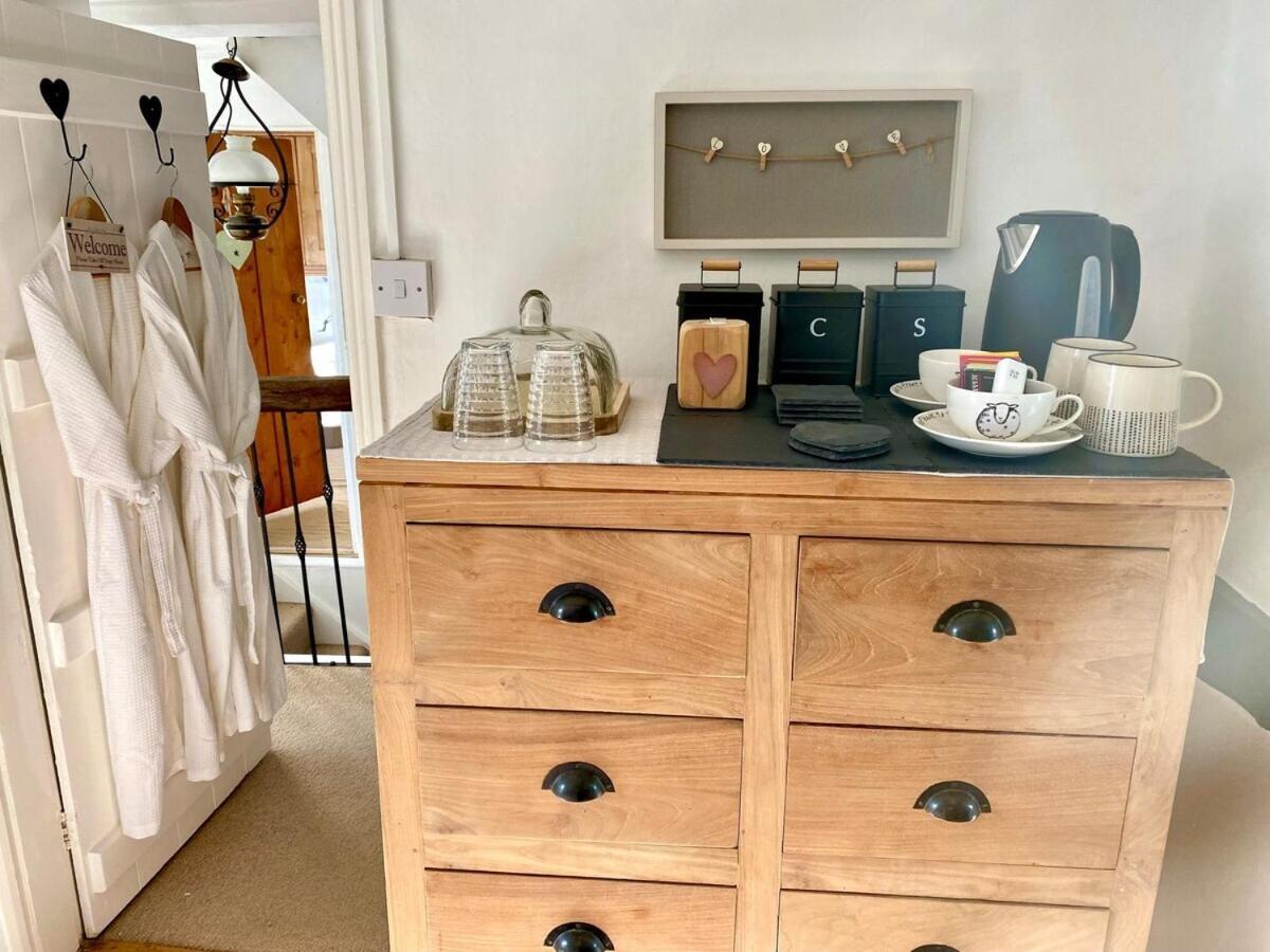 Chestnut Tree Cottage, 7 High Street Ardingly Quarto foto